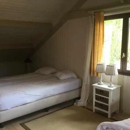 Holiday home Chalet Lik Thuus Bievre